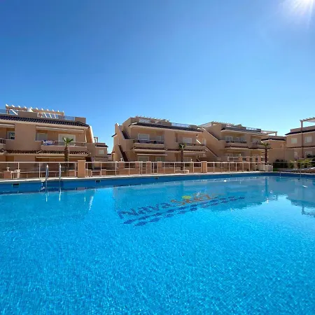 Vista Azul - Punta Prima - Y Piscina *